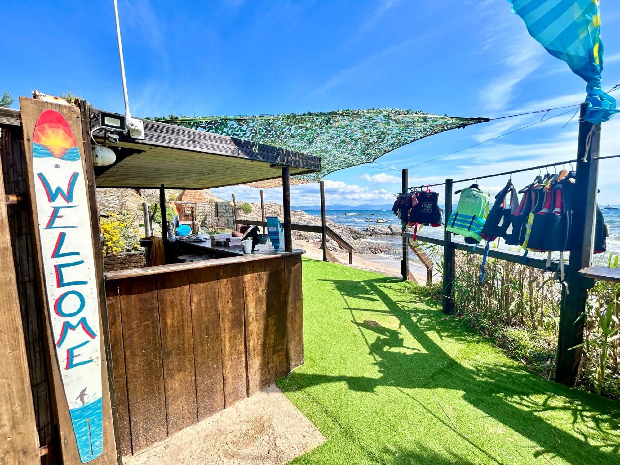 ホテル Playa Pachamama イエール エクステリア 写真